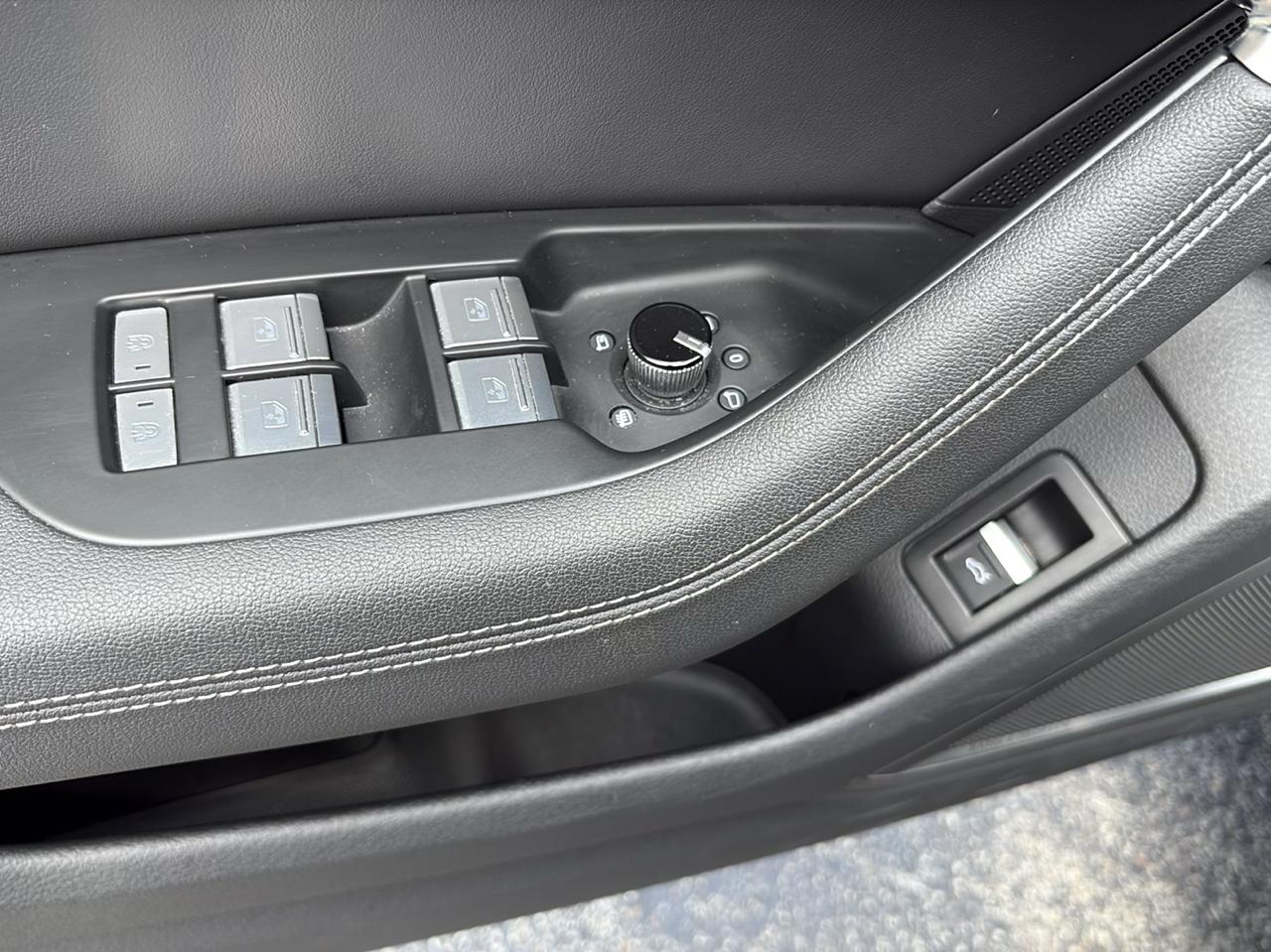 Audi A6 Sedan Premium Plus 55 TFSI quattro 2024