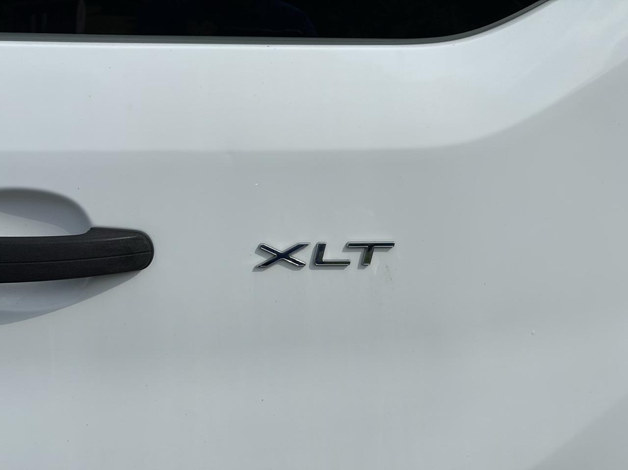 Ford Transit Passenger Wagon T-350 148" Low Roof XLT Swing-Out RH Dr 2019
