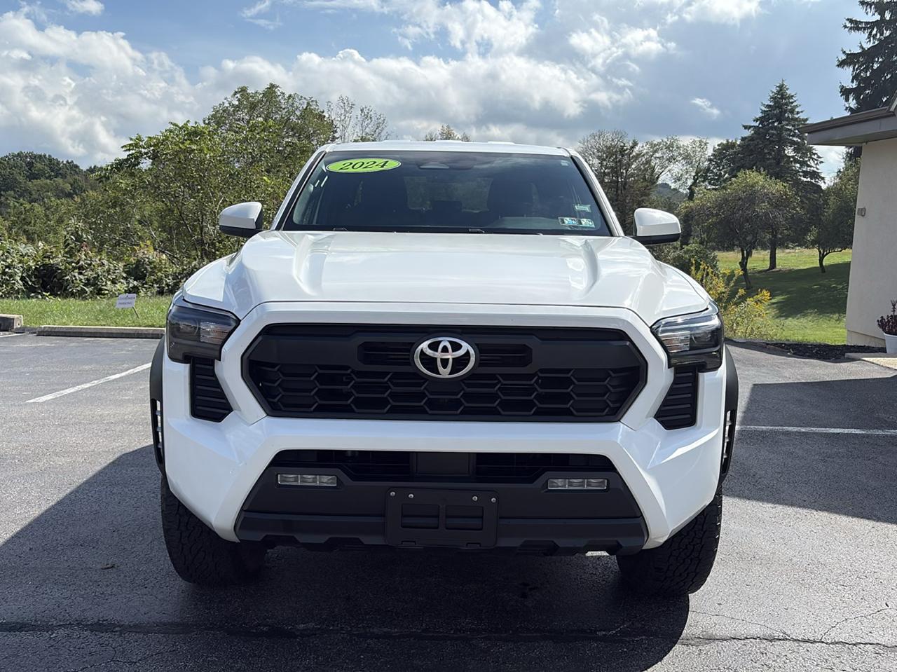 Toyota Tacoma 4WD TRD Off Road Double Cab 5' Bed MT (Natl) 2024