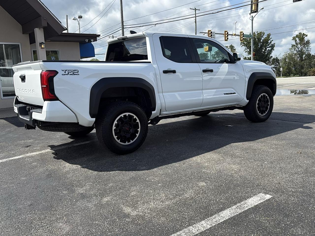 Toyota Tacoma 4WD TRD Off Road Double Cab 5' Bed MT (Natl) 2024