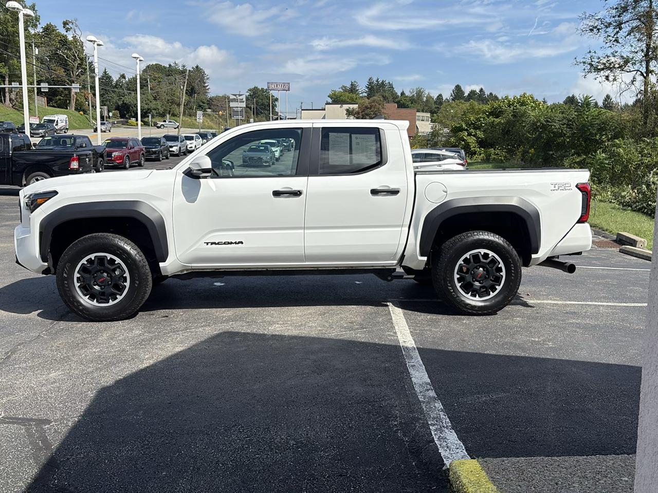 Toyota Tacoma 4WD TRD Off Road Double Cab 5' Bed MT (Natl) 2024