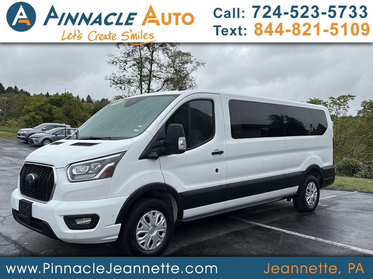 2023 Ford Transit Passenger Wagon T-350 148" Low Roof XLT RWD