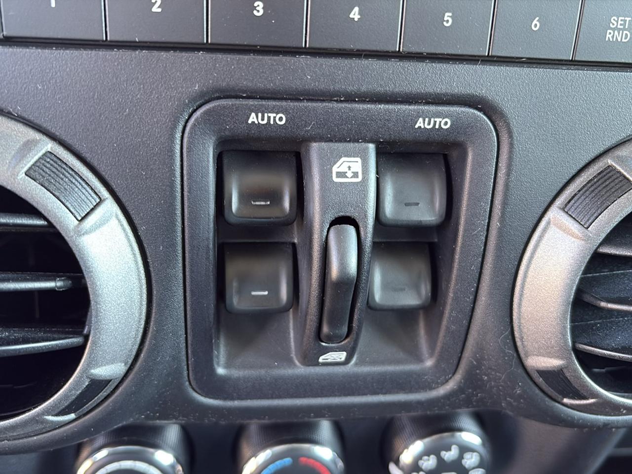 Jeep Wrangler Unlimited 4WD 4dr Black Bear *Ltd Avail* 2016