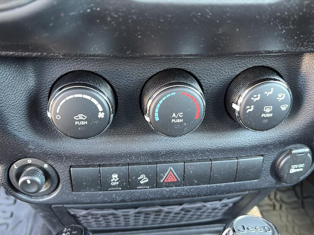 Jeep Wrangler Unlimited 4WD 4dr Black Bear *Ltd Avail* 2016