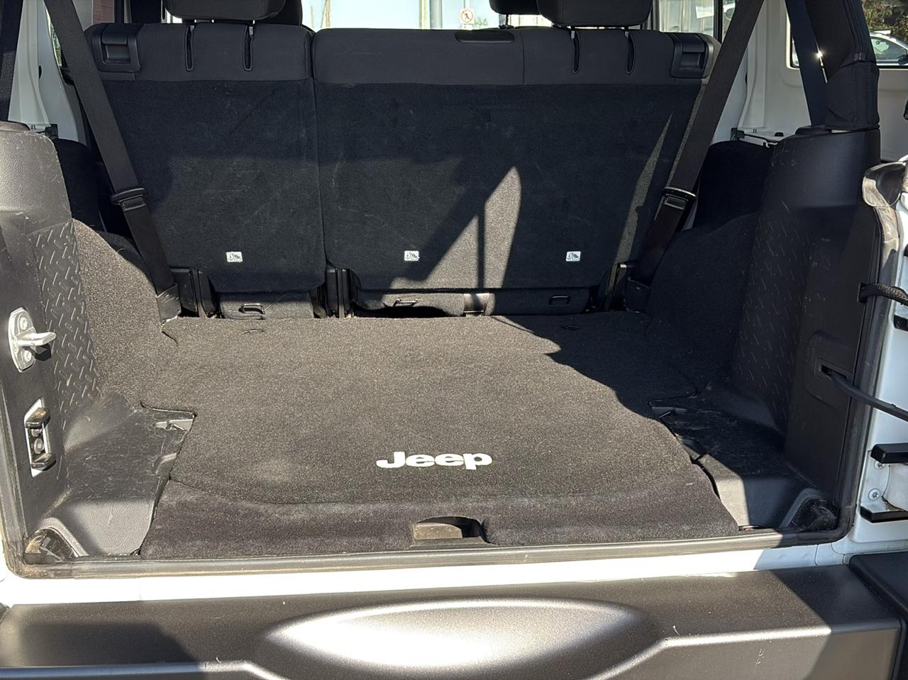 Jeep Wrangler Unlimited 4WD 4dr Black Bear *Ltd Avail* 2016