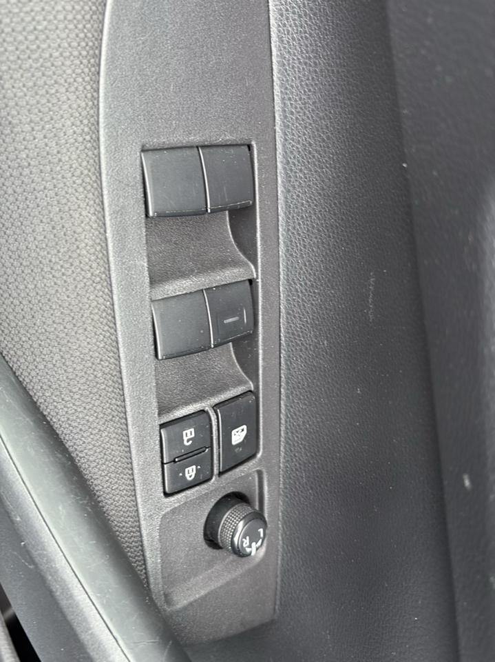 Toyota Corolla LE CVT (Natl) 2024