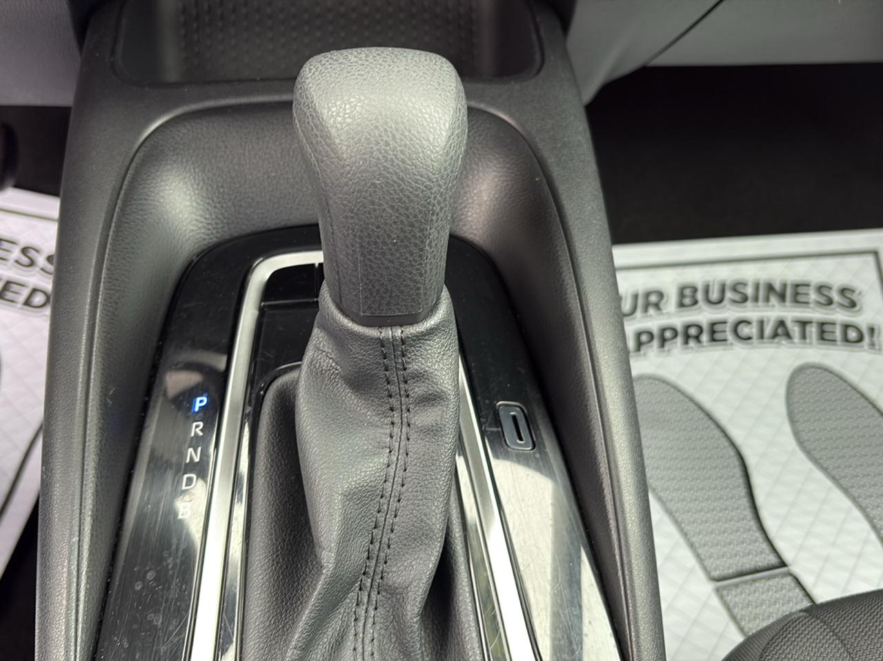 Toyota Corolla LE CVT (Natl) 2024