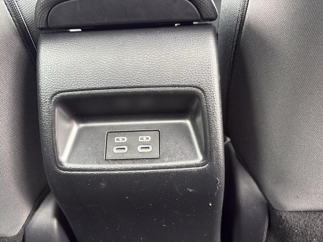 Toyota Corolla LE CVT (Natl) 2024
