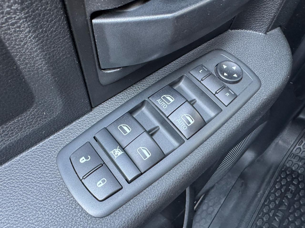 RAM 2500 Tradesman Crew Cab SWB 4WD 2020