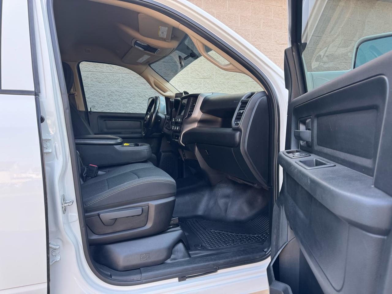 RAM 2500 Tradesman Crew Cab SWB 4WD 2020