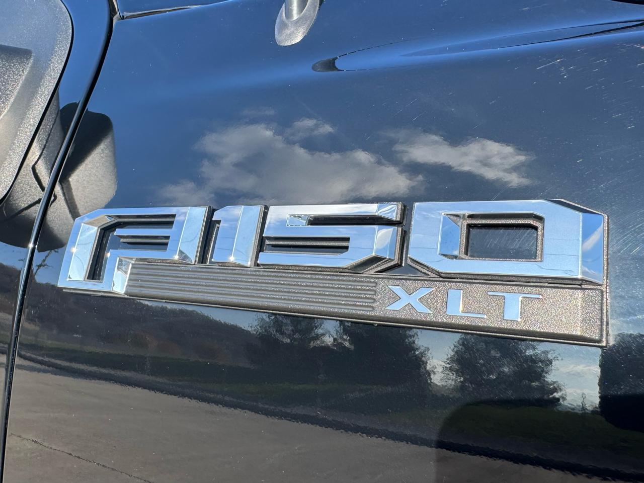 Ford F-150 4WD SuperCrew 145" XLT 2018