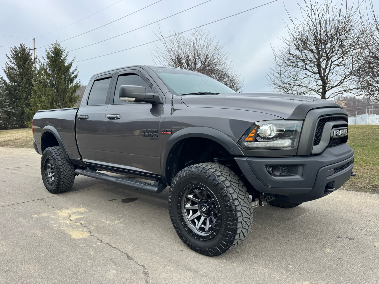 RAM 1500 Classic Warlock 4x4 Quad Cab 6'4" Box 2021