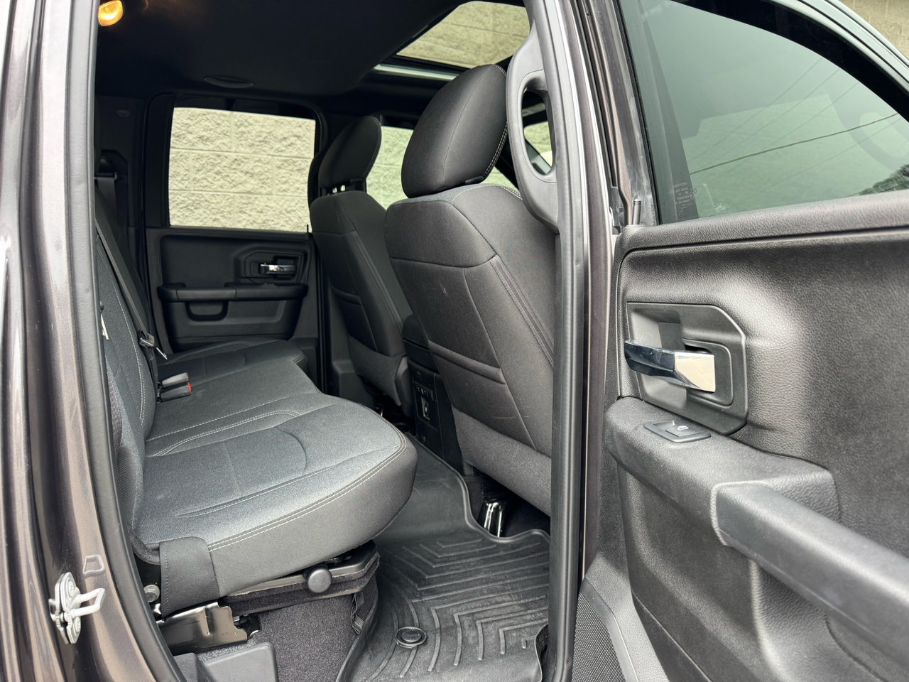 RAM 1500 Classic Warlock 4x4 Quad Cab 6'4" Box 2021