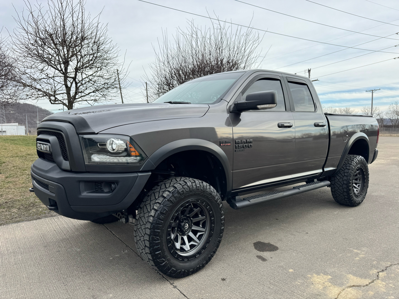 RAM 1500 Classic Warlock 4x4 Quad Cab 6'4" Box 2021