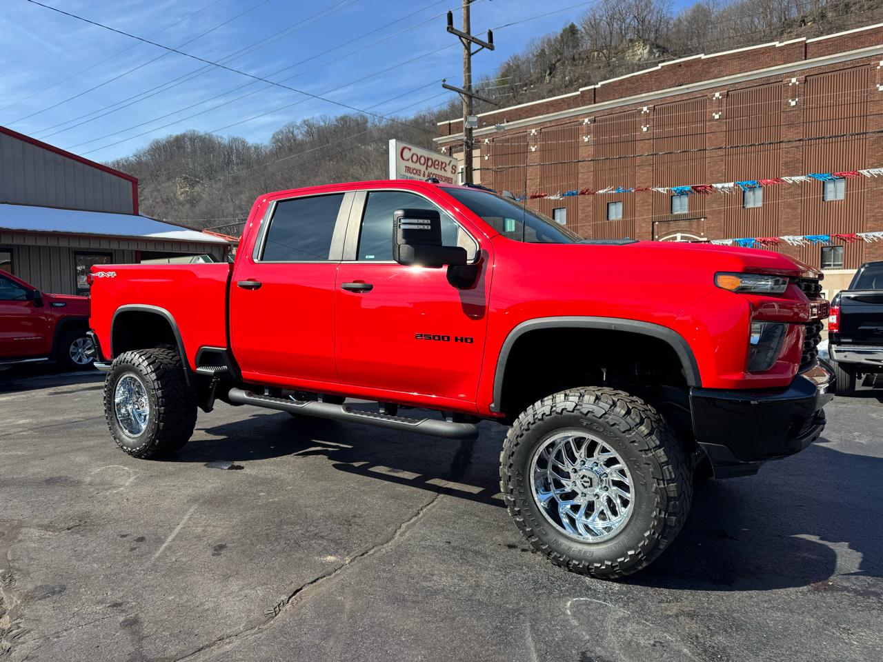 Chevrolet Silverado 2500HD 4WD Crew Cab 172" Custom 2021