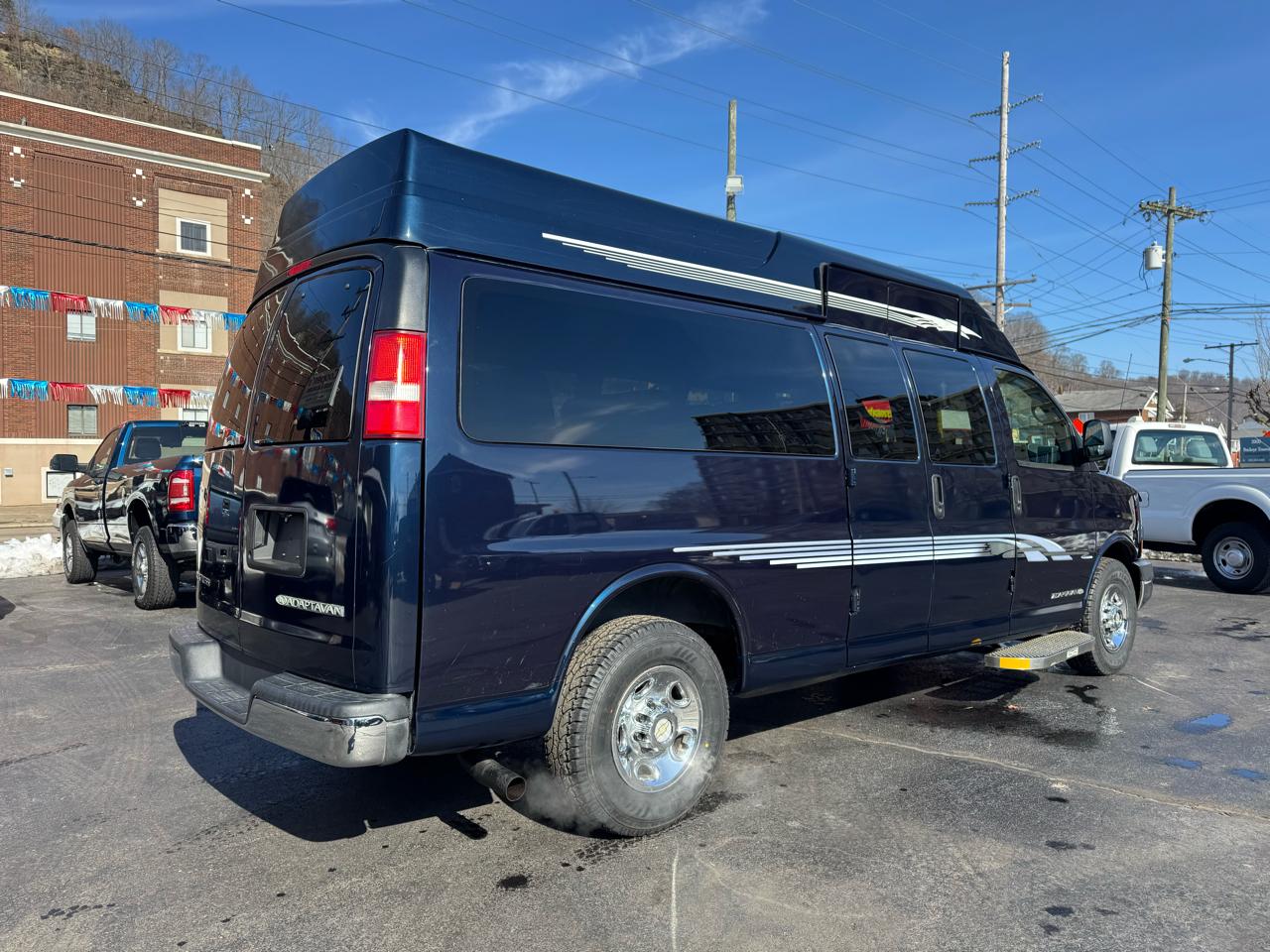 Chevrolet Express LT 3500 Extended 2012