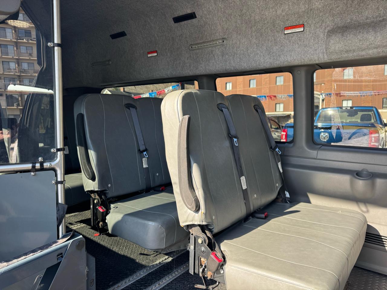 Chevrolet Express LT 3500 Extended 2012