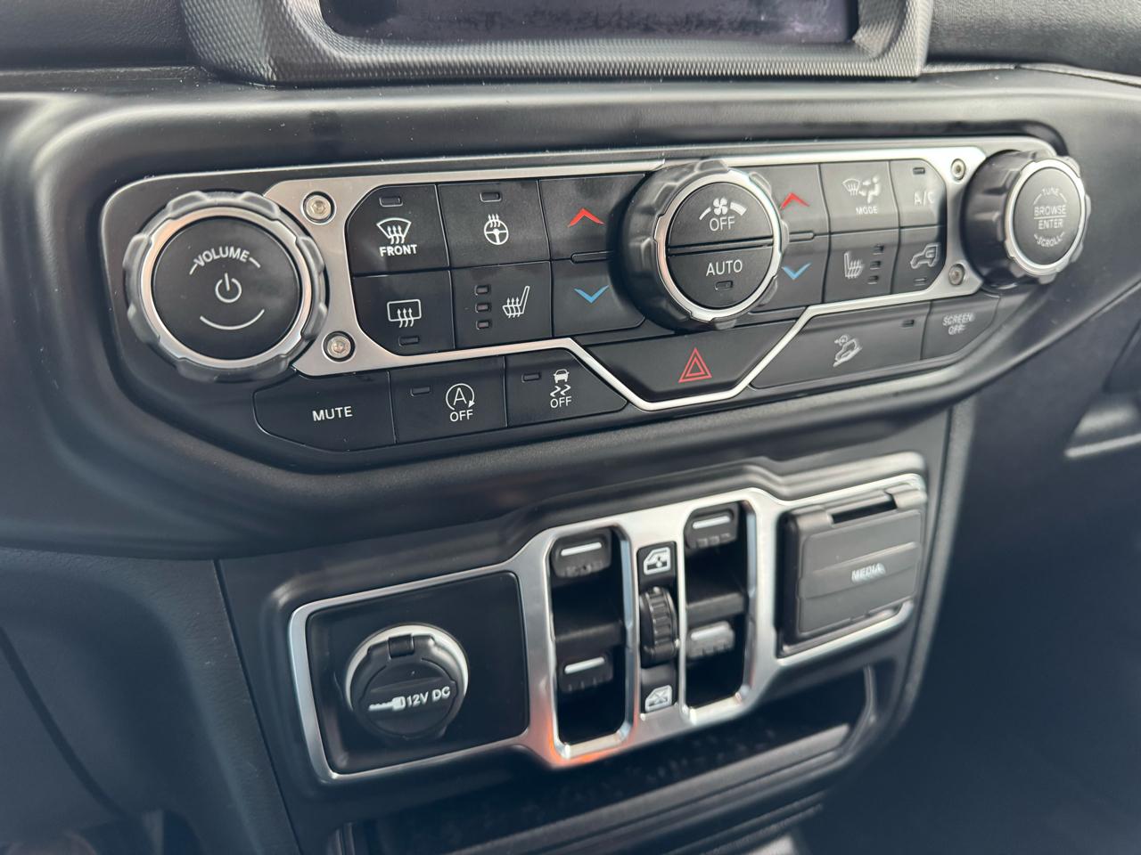 Jeep Wrangler Unlimited Sahara 2020