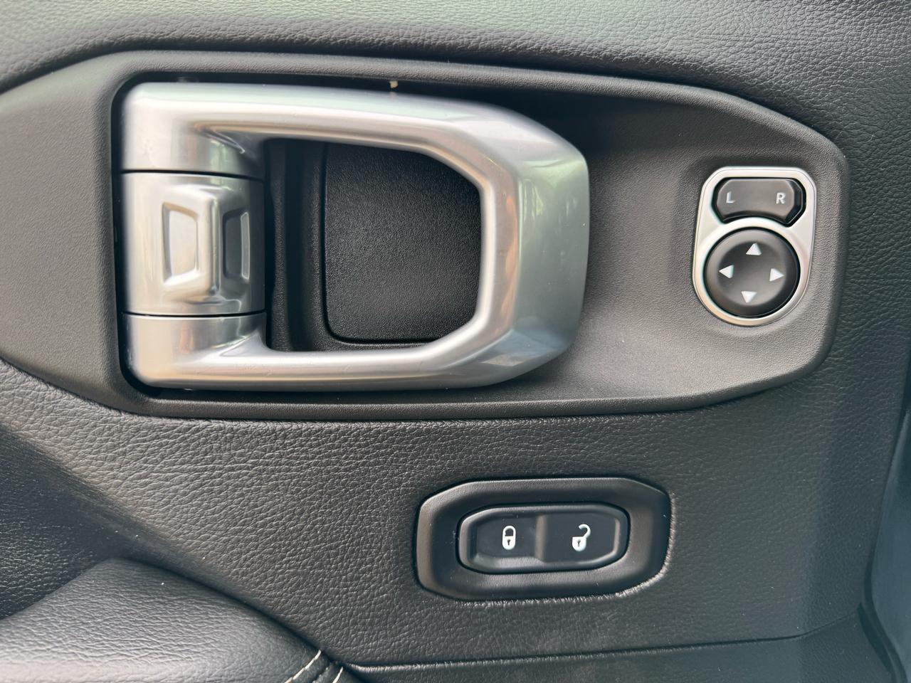 Jeep Wrangler Unlimited Sahara 2020