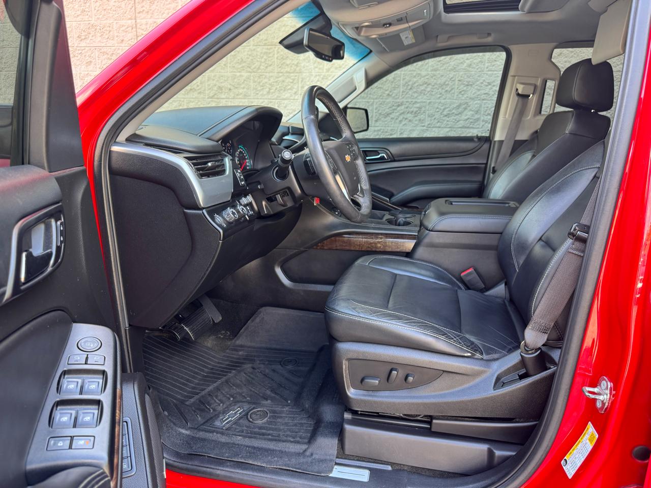 Chevrolet Suburban LT 4WD 2017