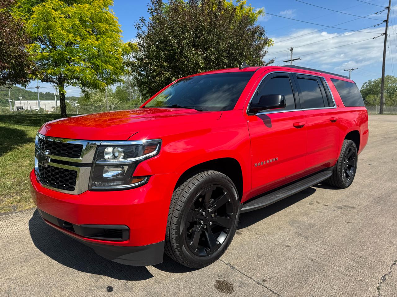 Chevrolet Suburban LT 4WD 2017