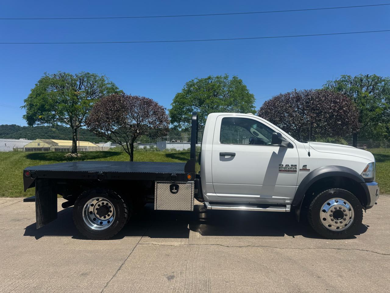 RAM 5500 Regular Cab SWB 4WD DRW 2018