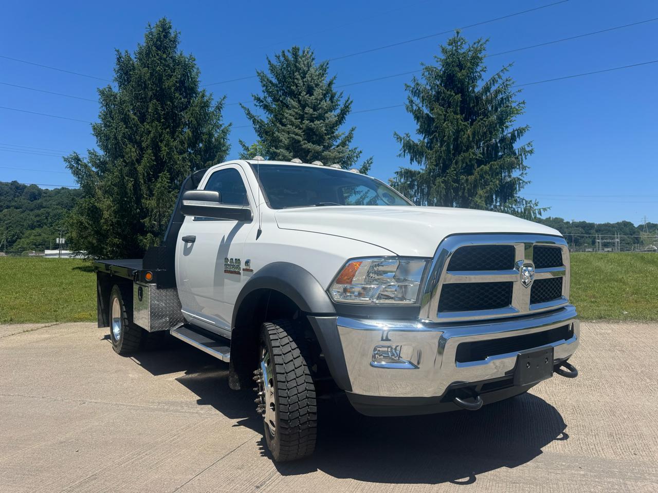 RAM 5500 Regular Cab SWB 4WD DRW 2018