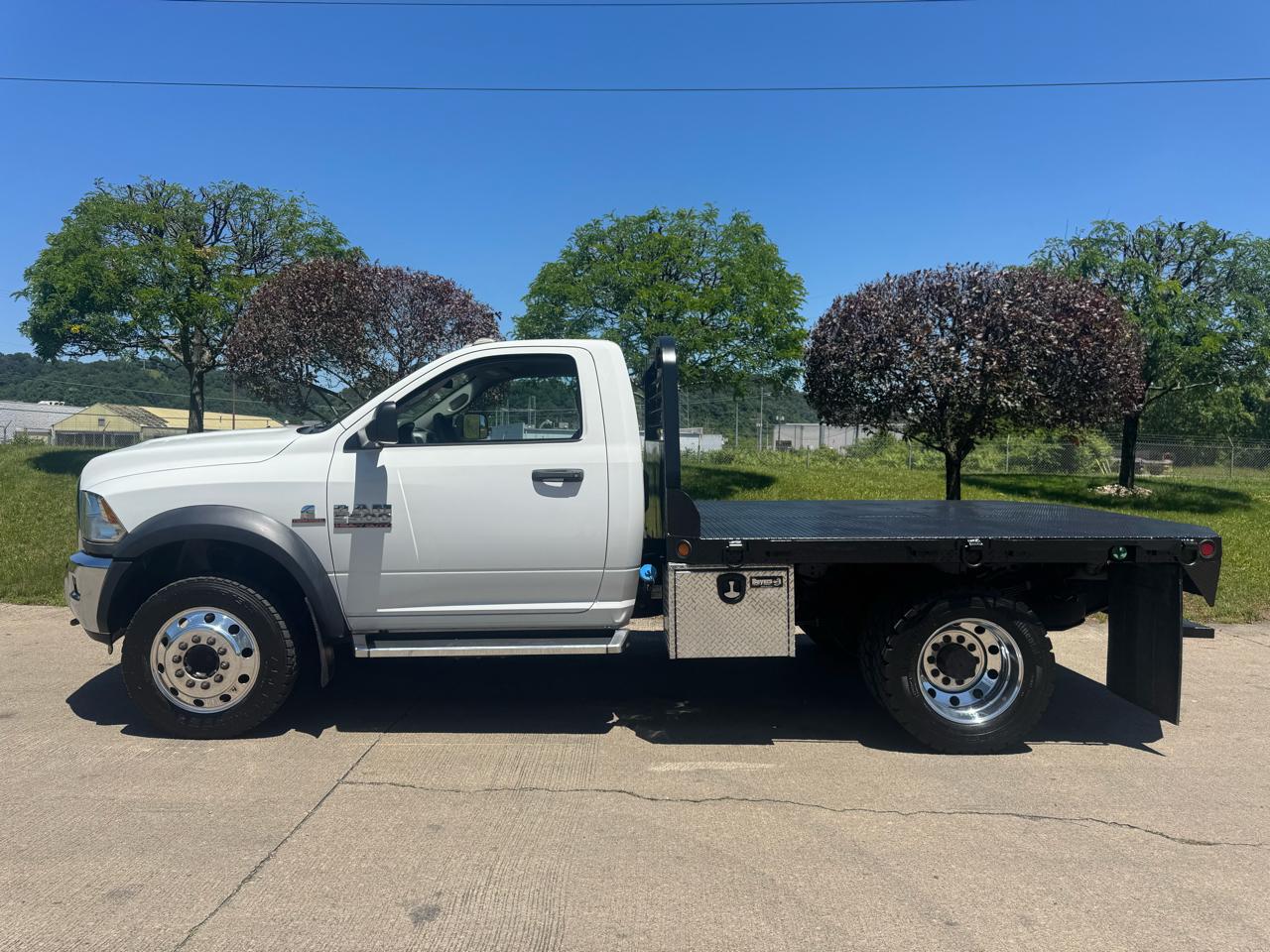 RAM 5500 Regular Cab SWB 4WD DRW 2018