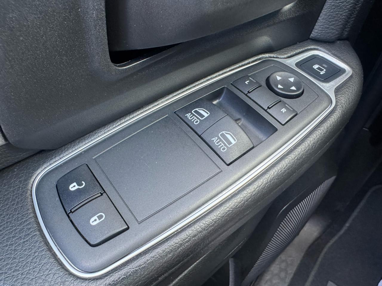 RAM 2500 Tradesman Regular Cab 4WD 2023