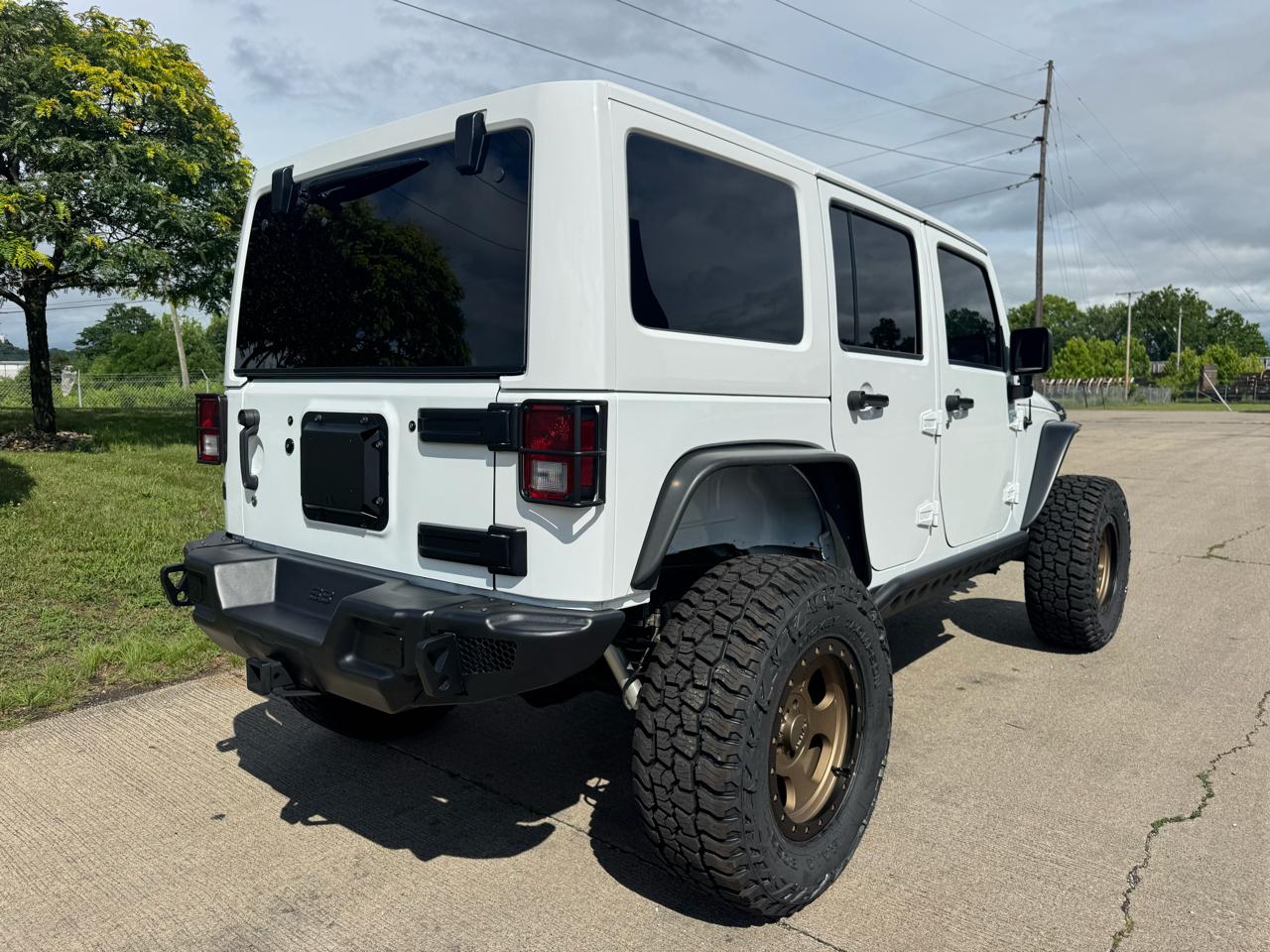 Jeep Wrangler Unlimited Sahara 4WD 2017