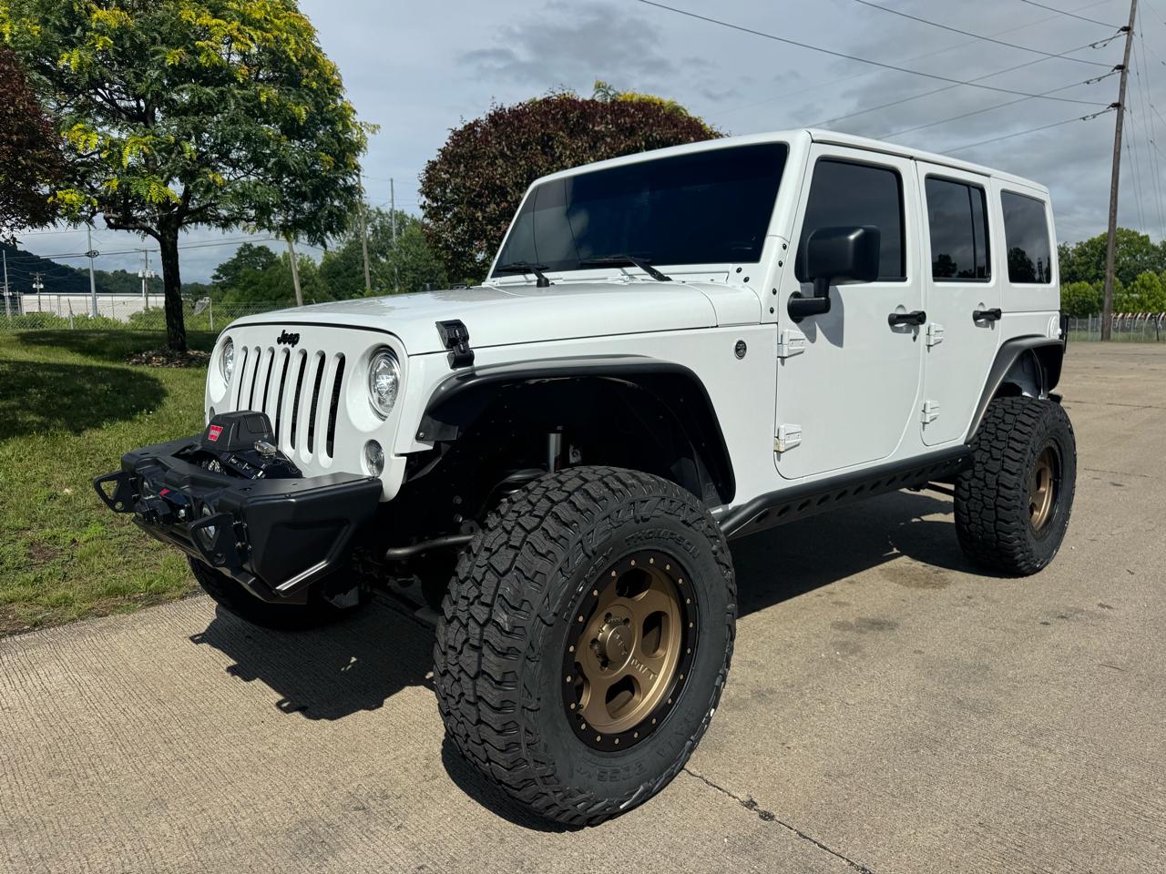 Jeep Wrangler Unlimited Sahara 4WD 2017