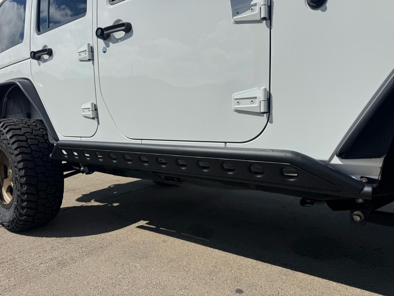 Jeep Wrangler Unlimited Sahara 4WD 2017