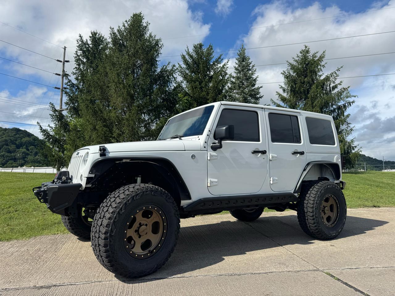 Jeep Wrangler Unlimited Sahara 4WD 2017