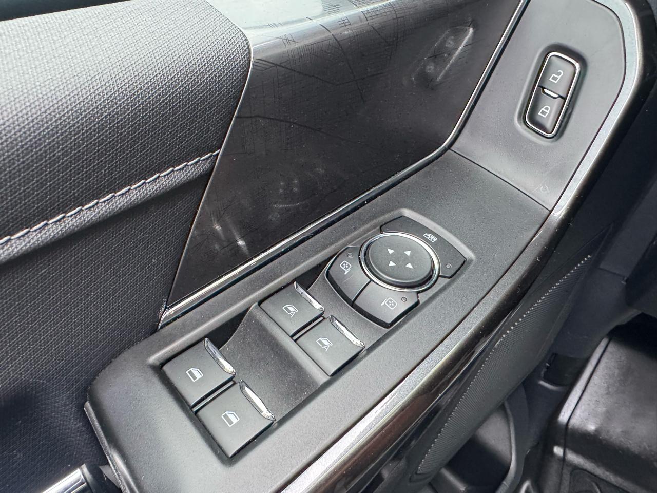 Ford F-150 2WD SuperCrew 150" XLT 2021