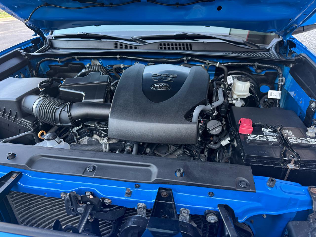 Toyota Tacoma 4WD Double Cab V6 MT TRD Sport (Natl) 2021