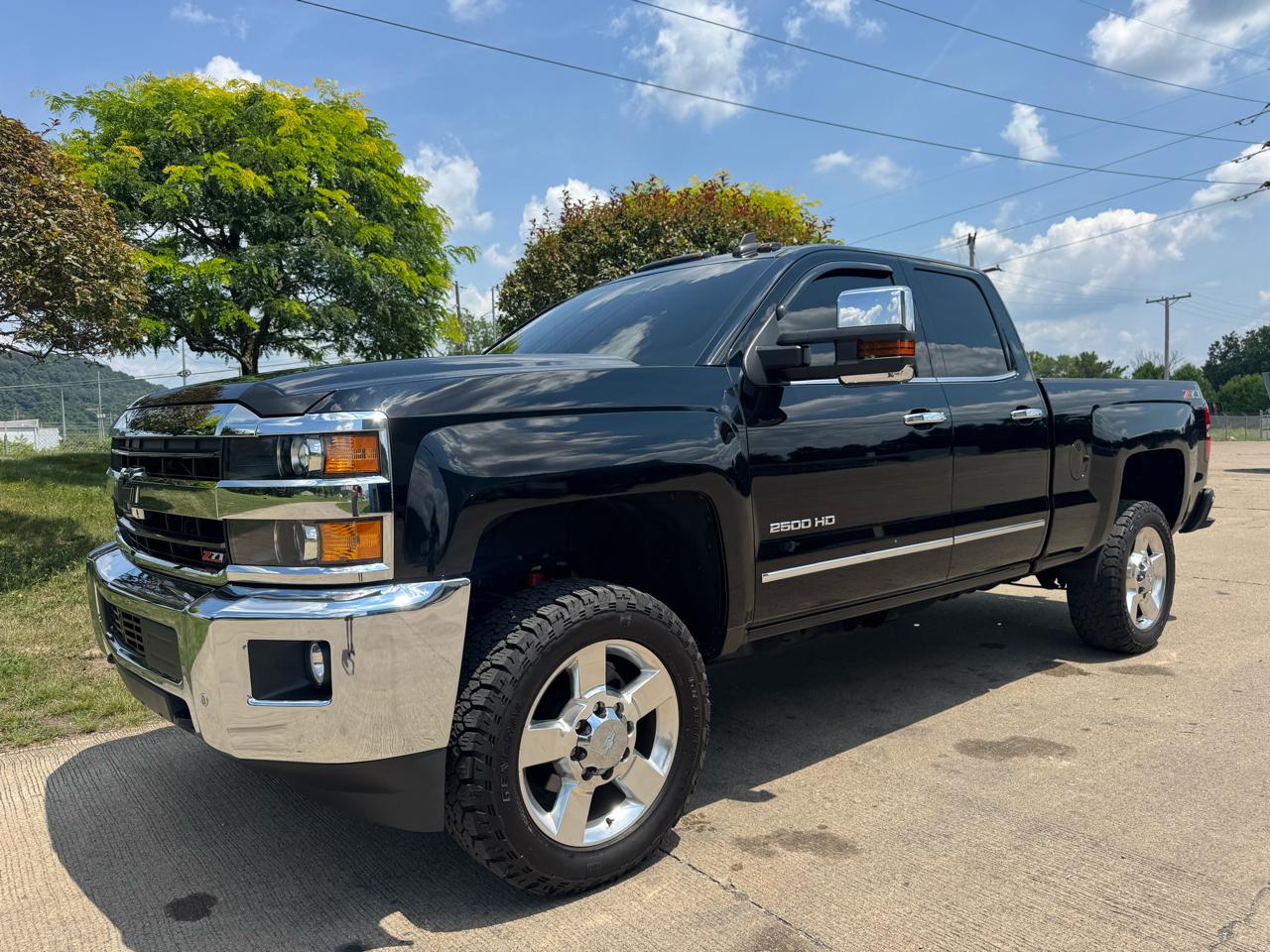 Chevrolet Silverado 2500HD 4WD Double Cab 149" LTZ 2018