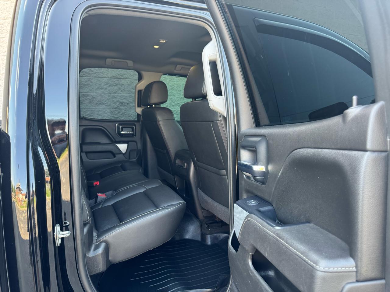 Chevrolet Silverado 2500HD 4WD Double Cab 149" LTZ 2018