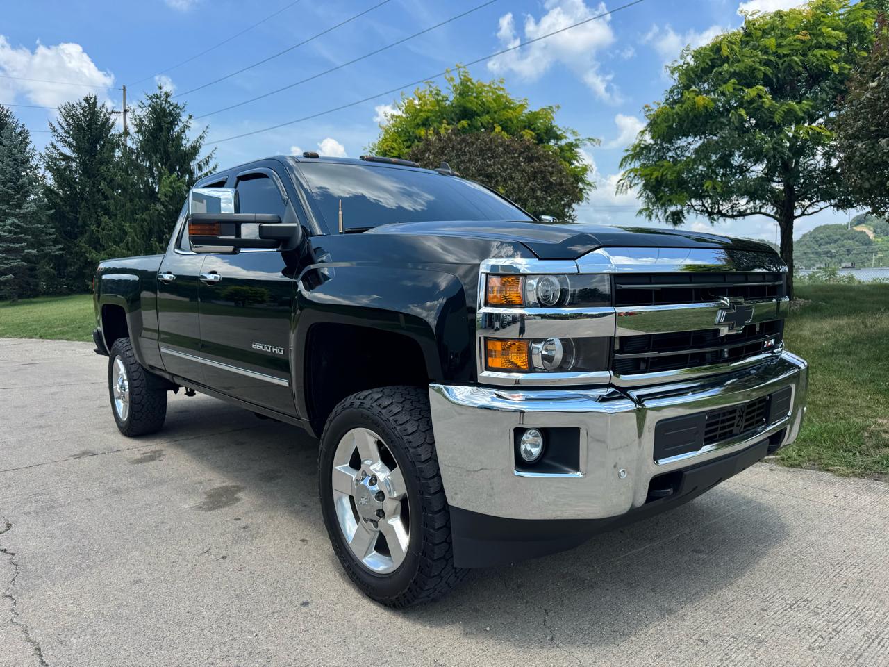 Chevrolet Silverado 2500HD 4WD Double Cab 149" LTZ 2018
