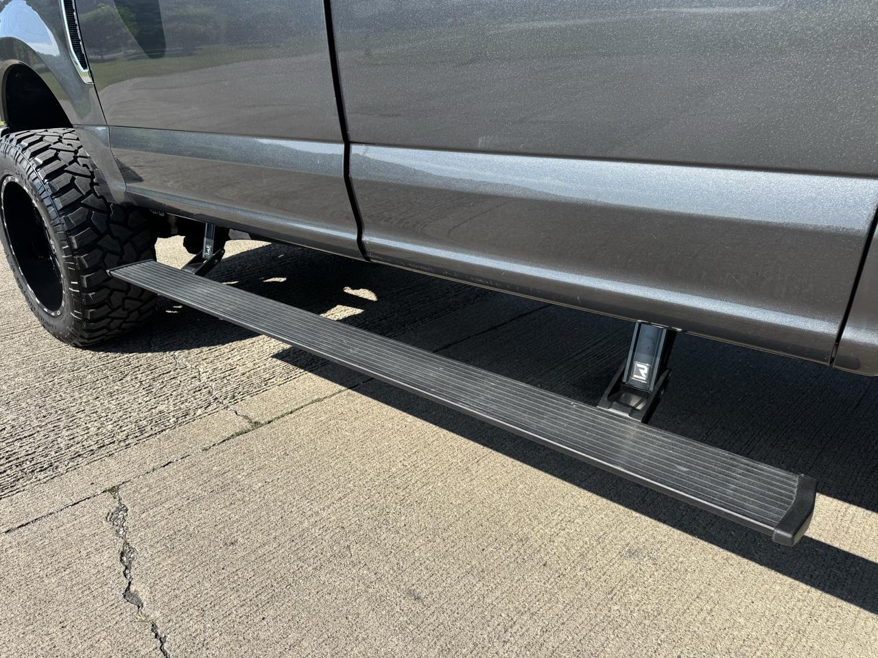Ford F-250 SD XLT Crew Cab 4WD 2017