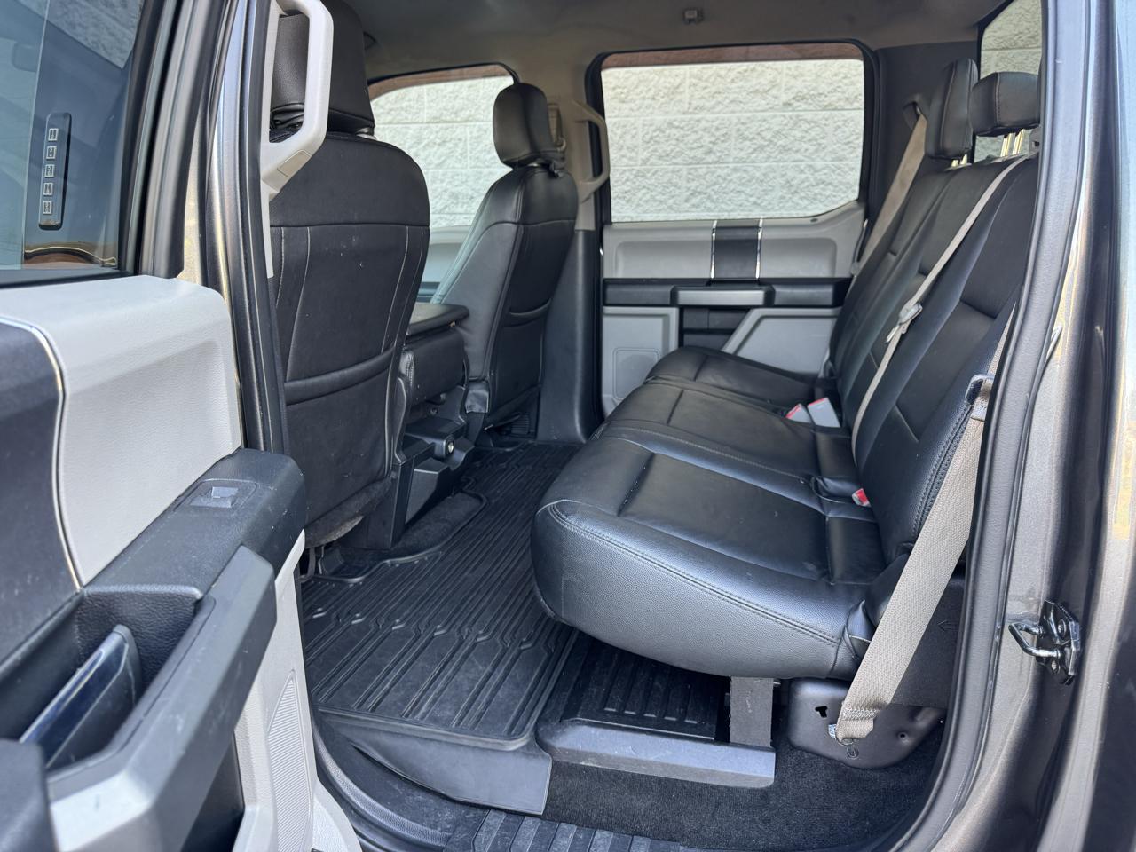 Ford F-250 SD XLT Crew Cab 4WD 2017