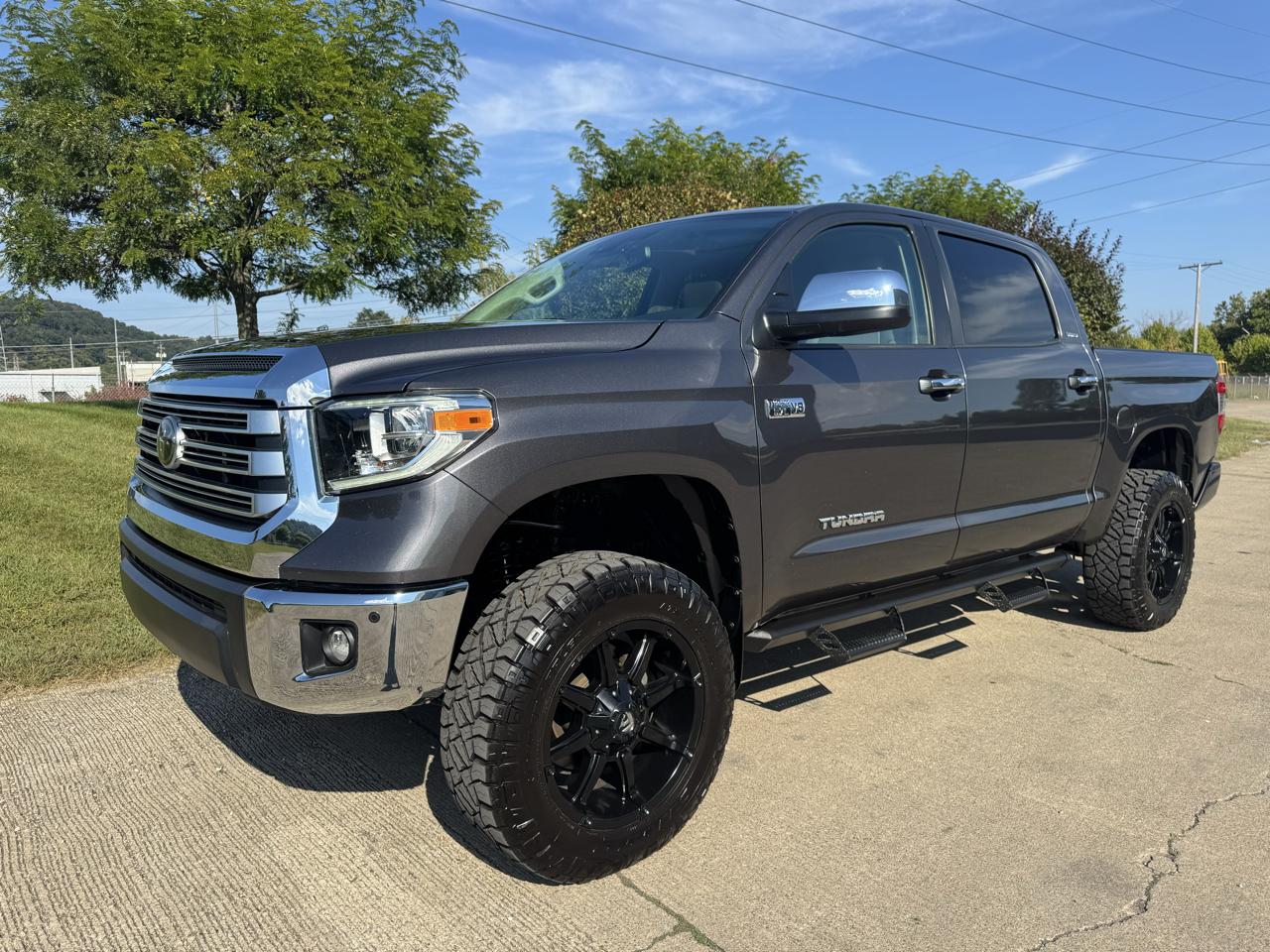 Toyota Tundra Limited 5.7L CrewMax 4WD 2020