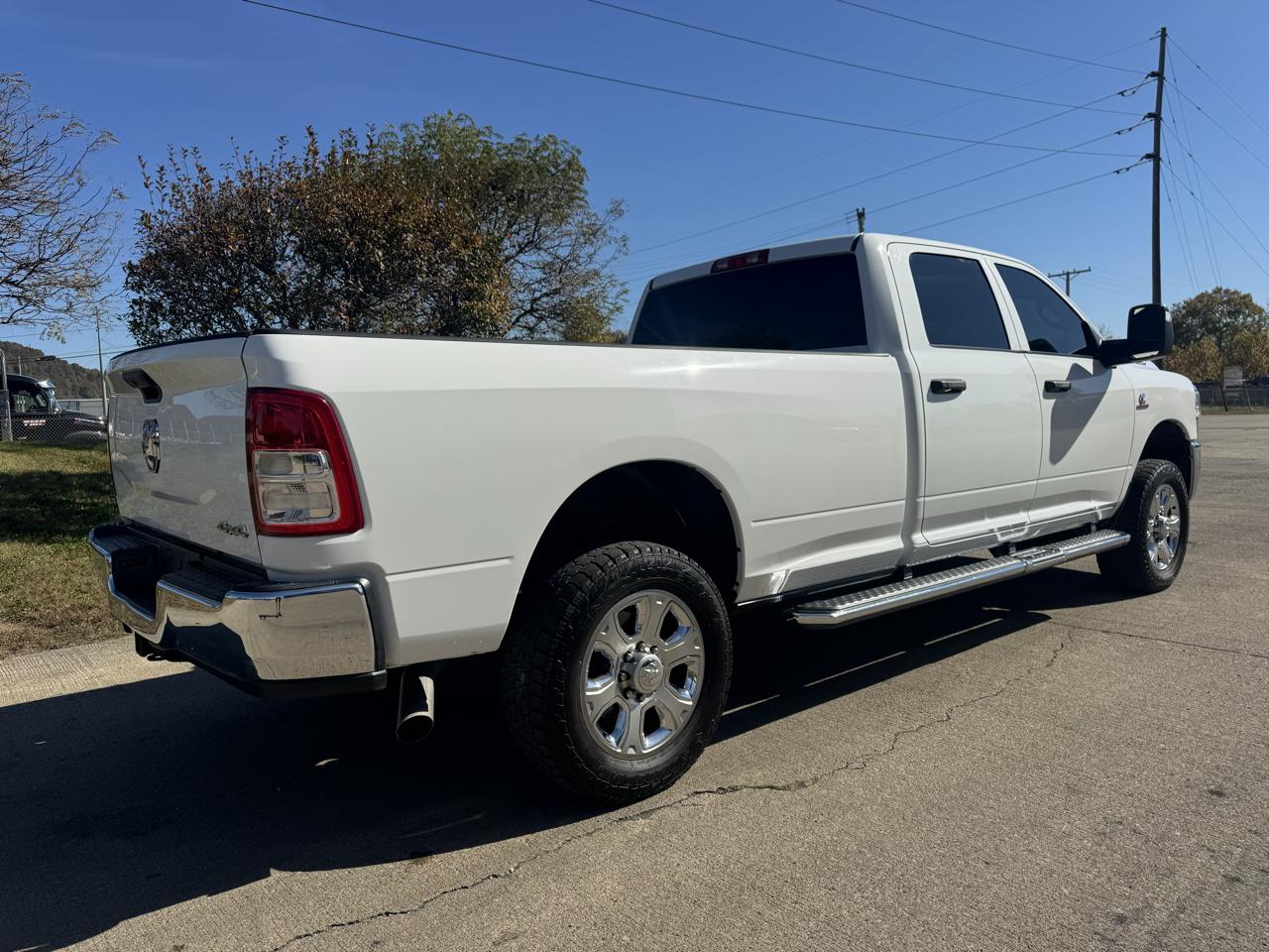 RAM 2500 Tradesman Crew Cab LWB 4WD 2023