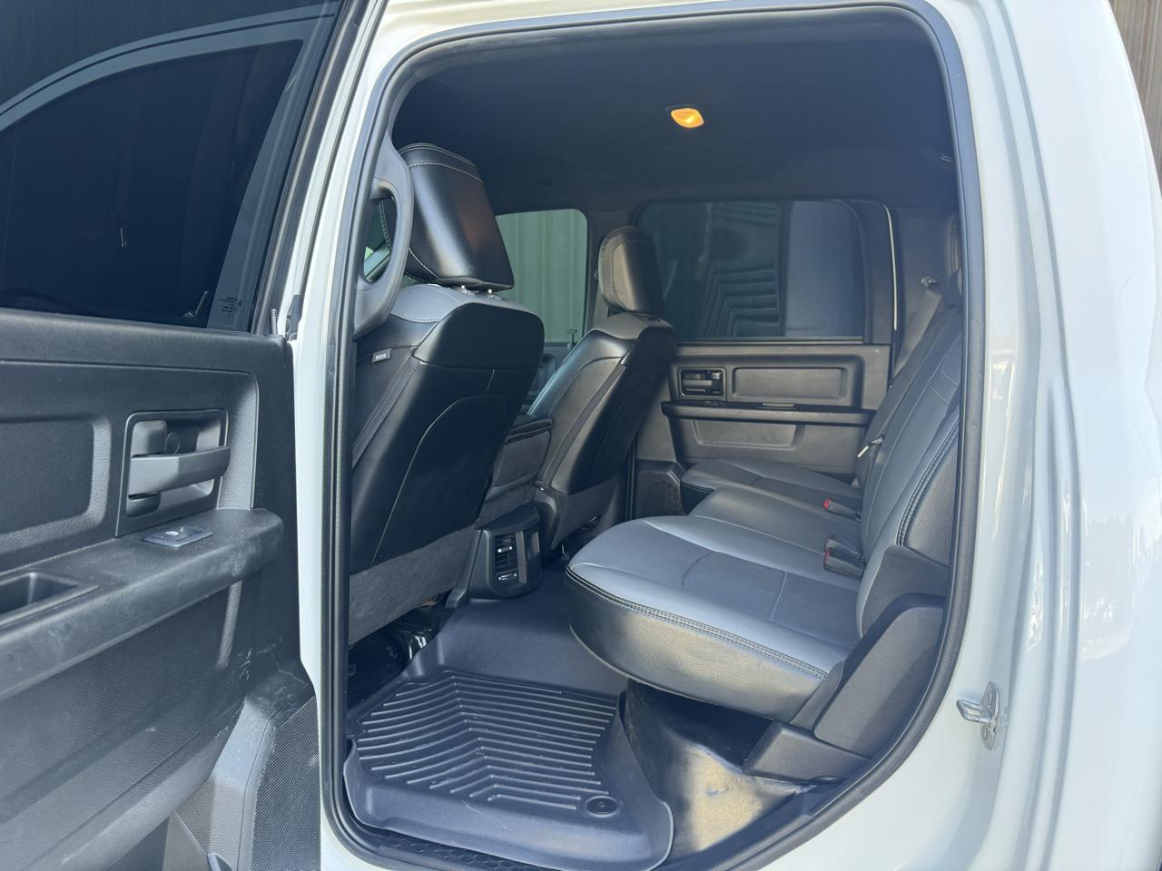 RAM 2500 Tradesman Crew Cab LWB 4WD 2023