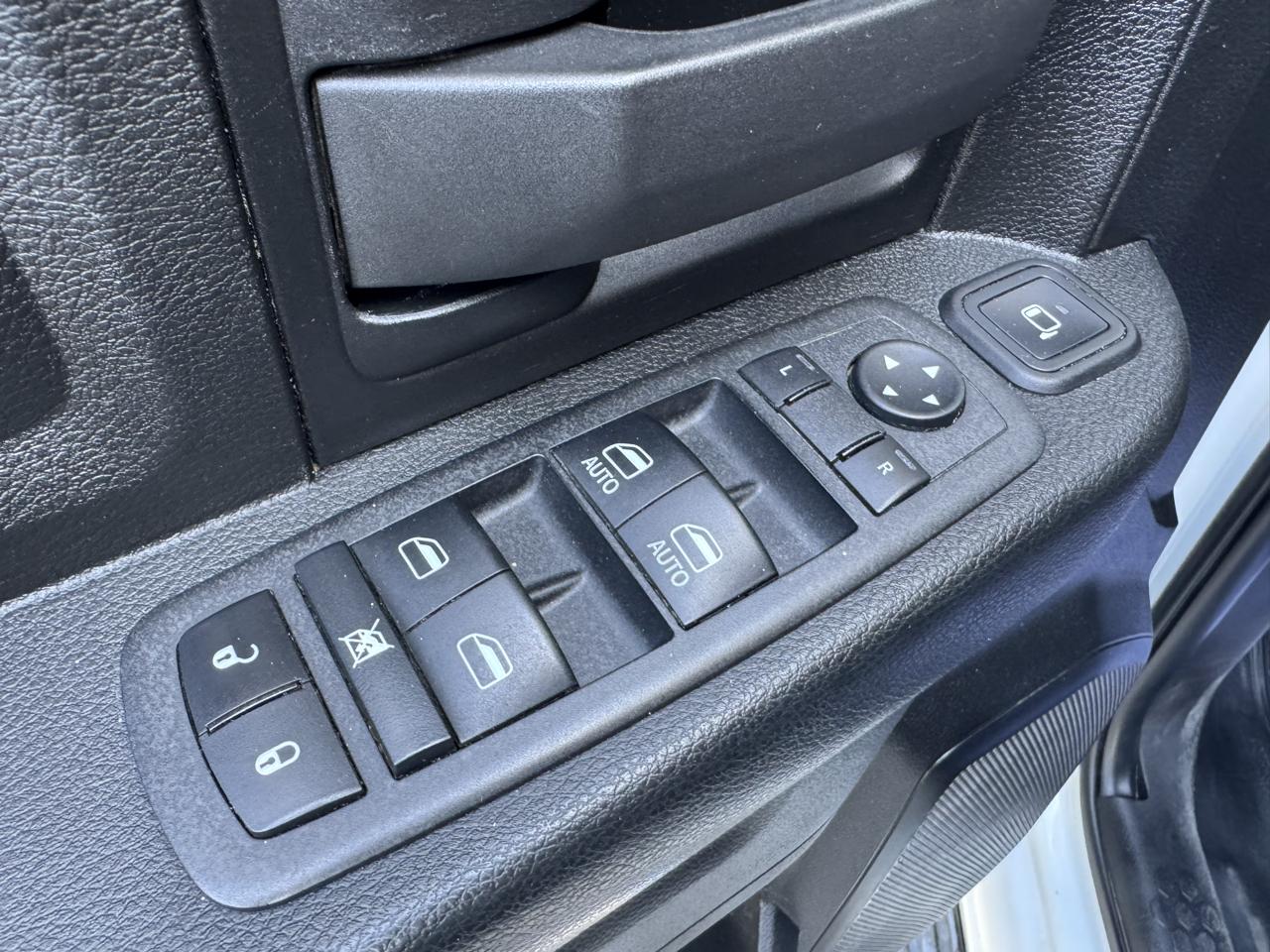 RAM 2500 Tradesman Crew Cab LWB 4WD 2023