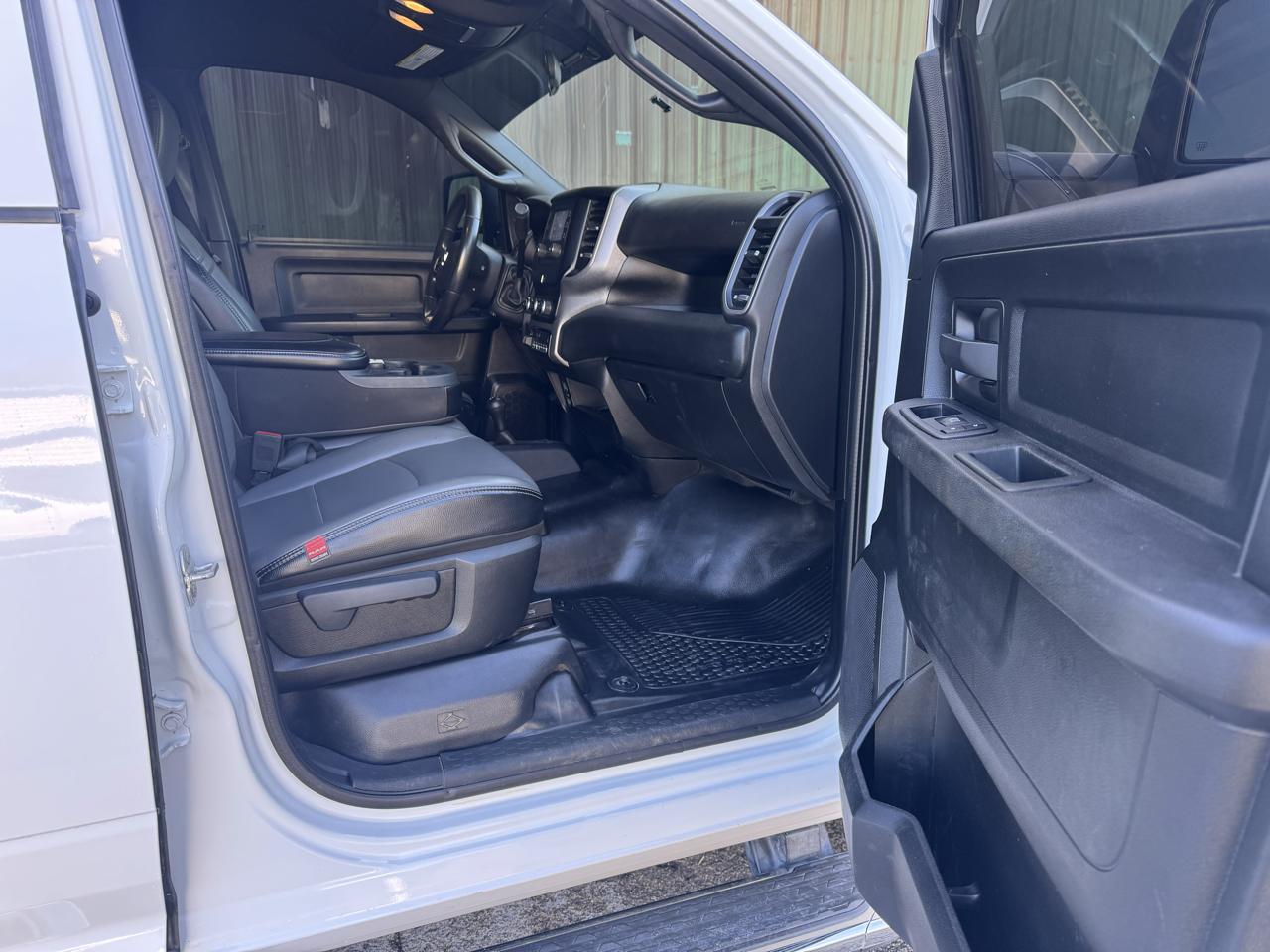 RAM 2500 Tradesman Crew Cab LWB 4WD 2023