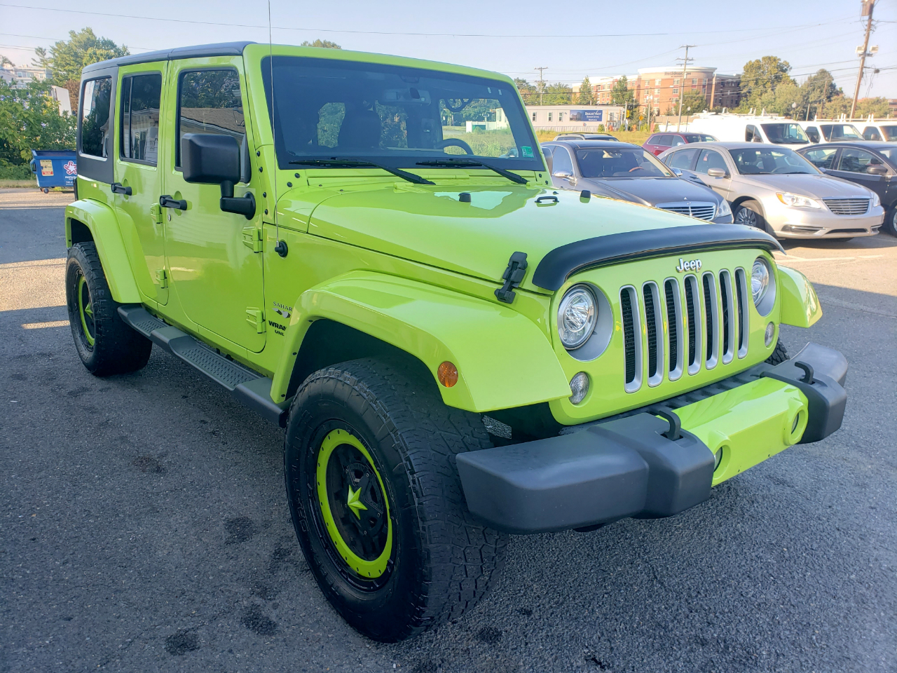 Jeep Wrangler Unlimited Sahara 4WD 2017 Jeep Wrangler Unlimited Sahara 4WD 2017