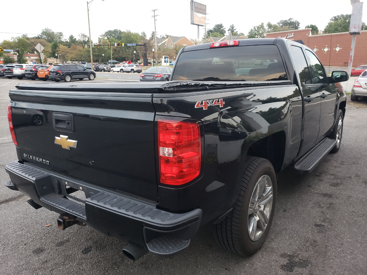 Chevrolet Silverado 1500 Work Truck Double Cab 4WD 2017 Chevrolet Silverado 1500 Work Truck Double Cab 4WD 2017