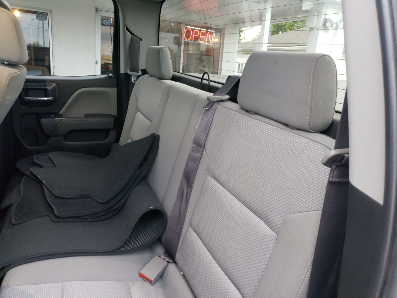 Chevrolet Silverado 1500 Work Truck Double Cab 4WD 2017 Chevrolet Silverado 1500 Work Truck Double Cab 4WD 2017