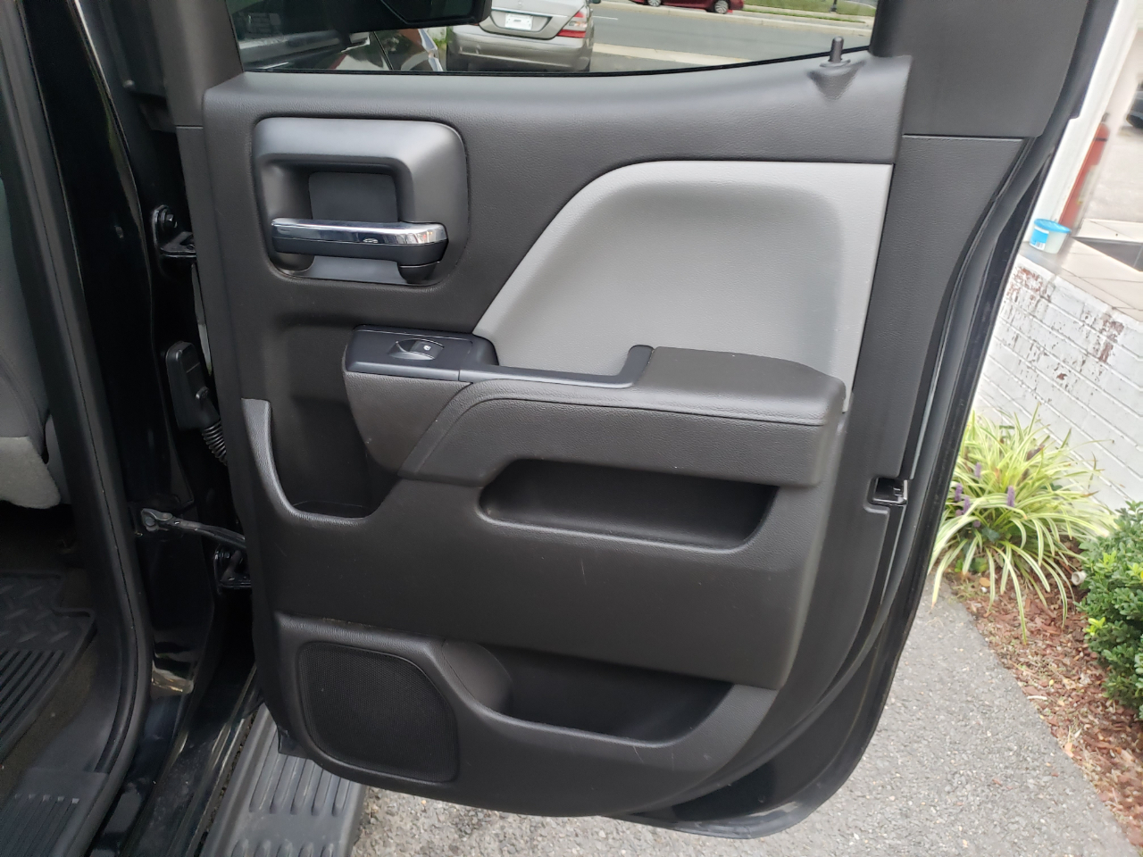 Chevrolet Silverado 1500 Work Truck Double Cab 4WD 2017 Chevrolet Silverado 1500 Work Truck Double Cab 4WD 2017