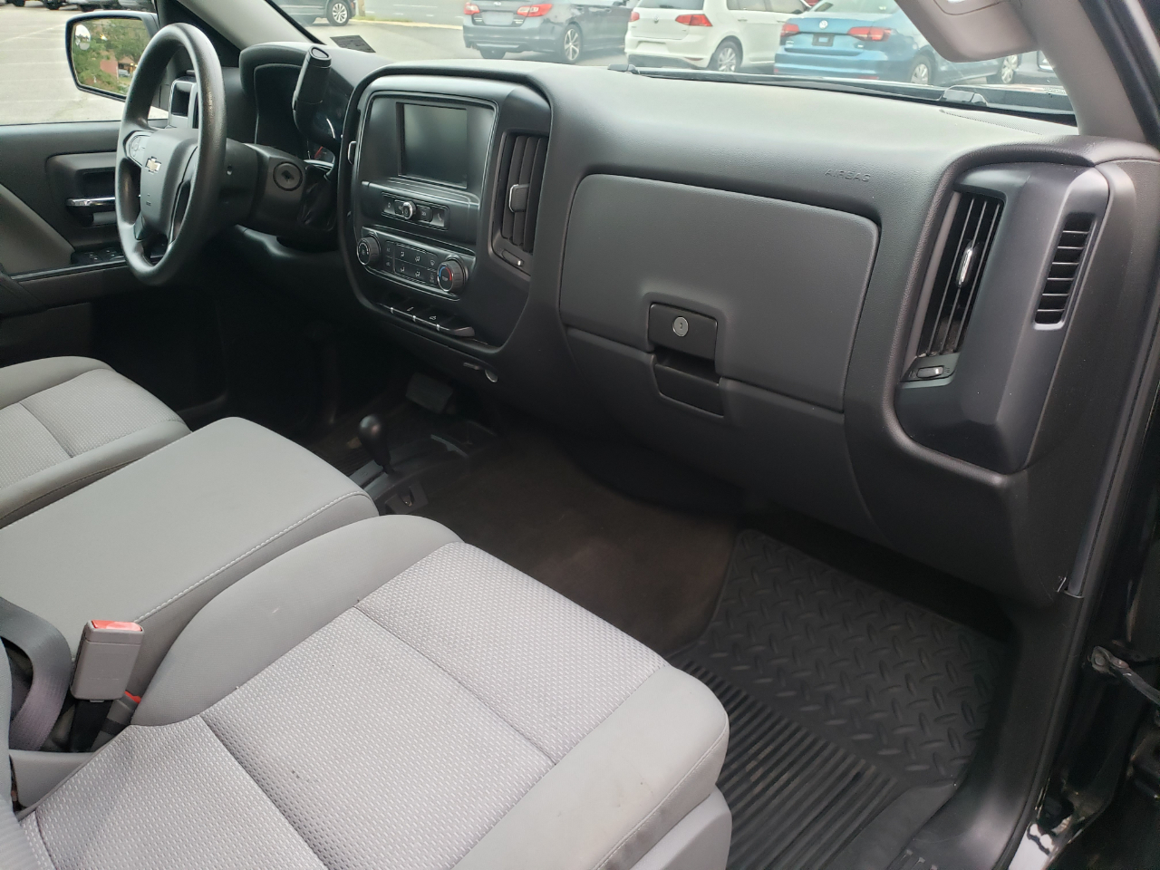 Chevrolet Silverado 1500 Work Truck Double Cab 4WD 2017 Chevrolet Silverado 1500 Work Truck Double Cab 4WD 2017